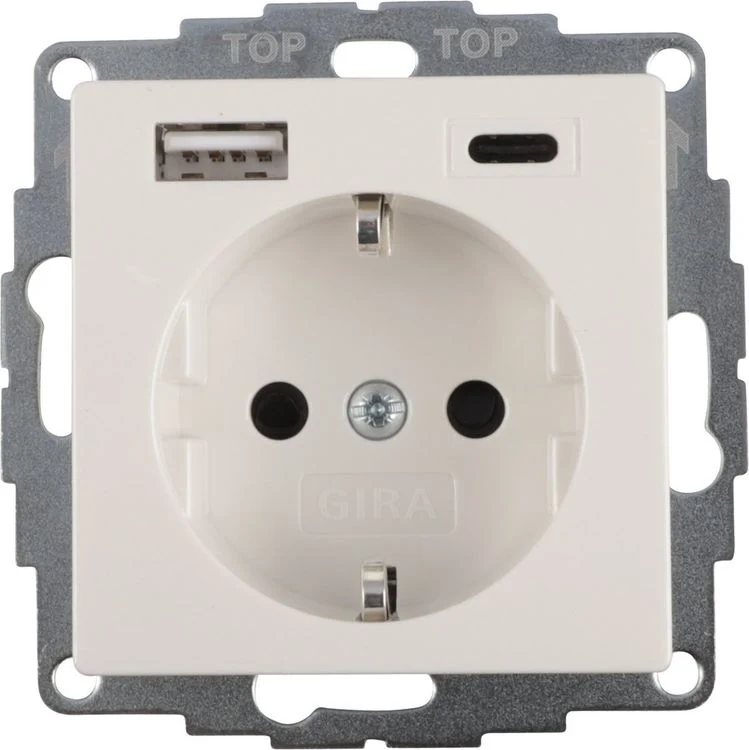 Gira inbouw stopcontactdoos met USB A/C 3-voudig randaarde polar wit