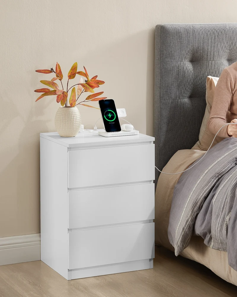 Nachtkastje - Bijzettafel - met Stopcontact en USB - Kast met 3 Lades - Tafel met Oplaadstation – voor Slaapkamer - Woonkamer - Kantoor - 35 x 40 x 59 cm - Wit
