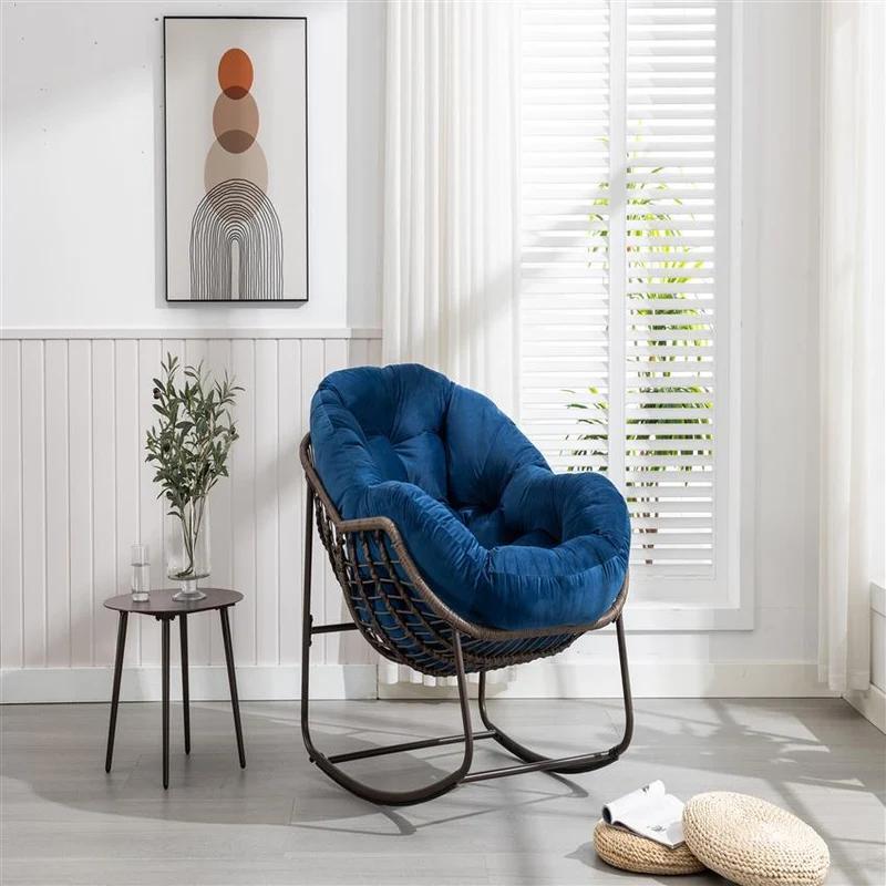 Rattan Lounge Schommelstoel – Loungestoel – Schommelstoel – Tuinstoel – Veranda Stoel – Marineblauw – Handgeweven Synthetisch Rattan – Stevig Gepoedercoat Stalen Frame