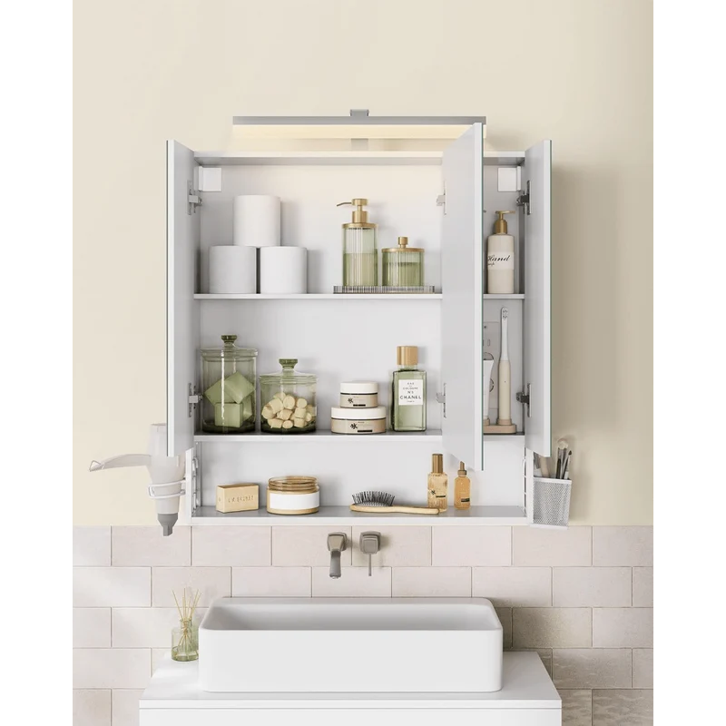 Badkamerkast – Wandkast – Spiegelkast – Opbergkast – Badkamermeubel – Wolk-wit – 3 Deuren – Met Stopcontacten en Haardrogerhouder – MDF Materiaal – Compact 70x75x16,5 cm