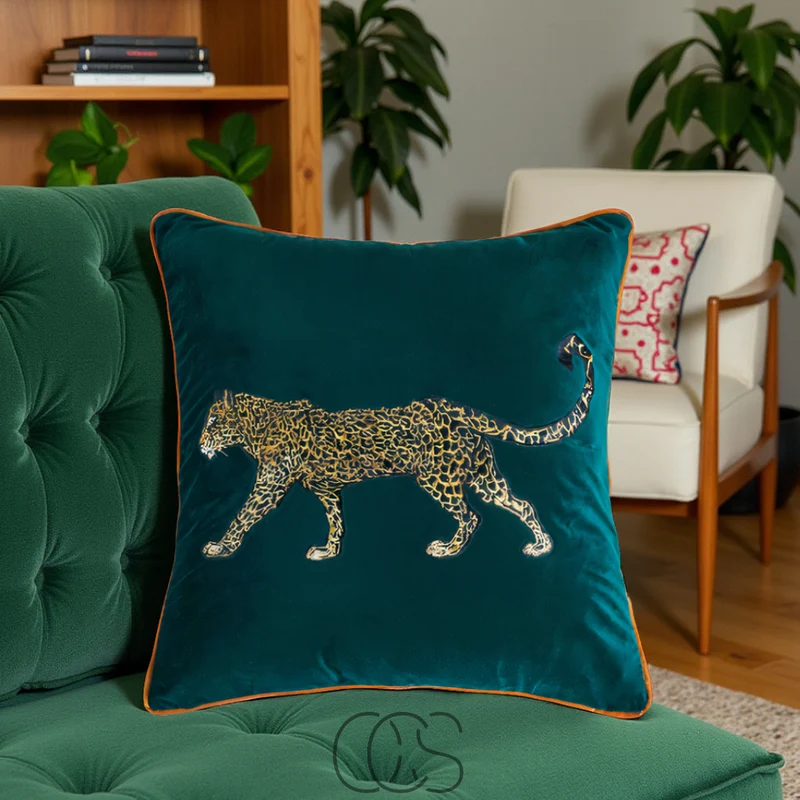 OCS - Panter Kussenhoes Groen-Goud – velvet luxe met een gedurfd accent